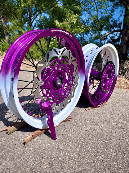 Personaliza tu kit de Llantas Supermotard + accesorios completos