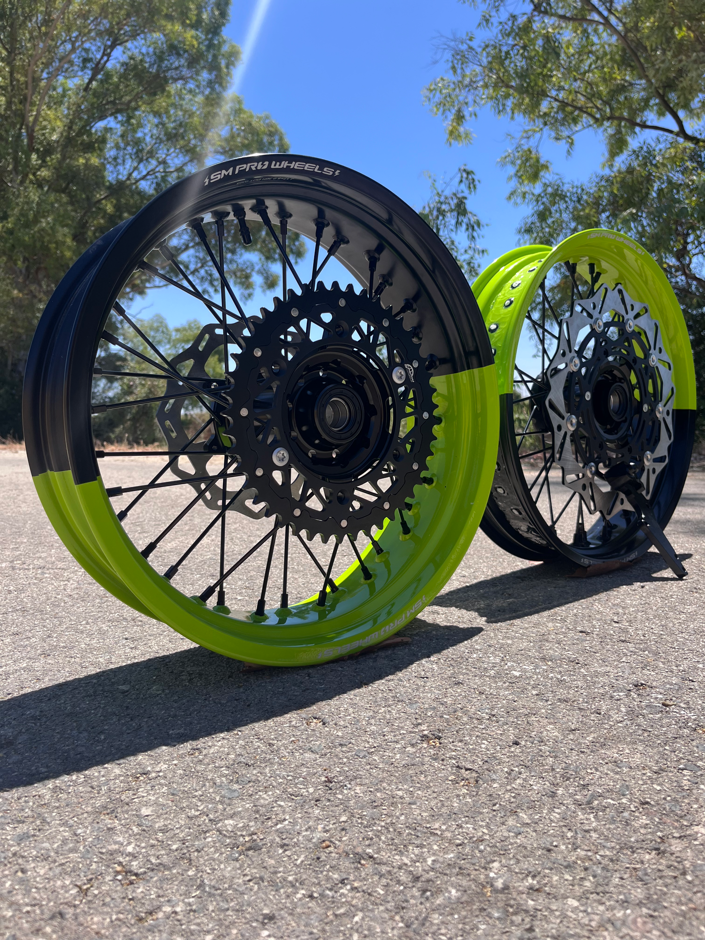 Personaliza tu de Kit de llantas Supermotard sin accesorios