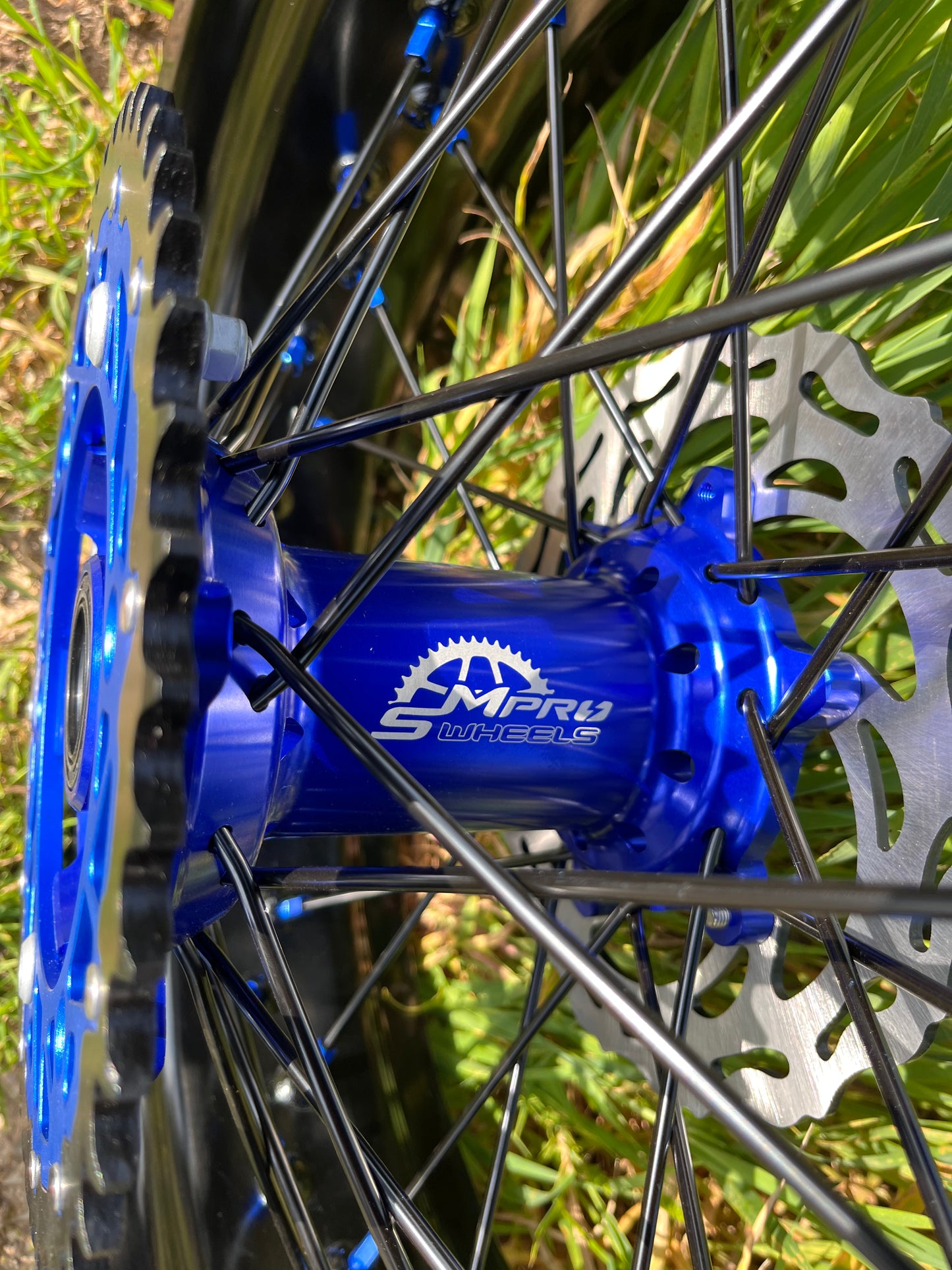 Llantas Supermotard bicolor azul/negro + accesorios