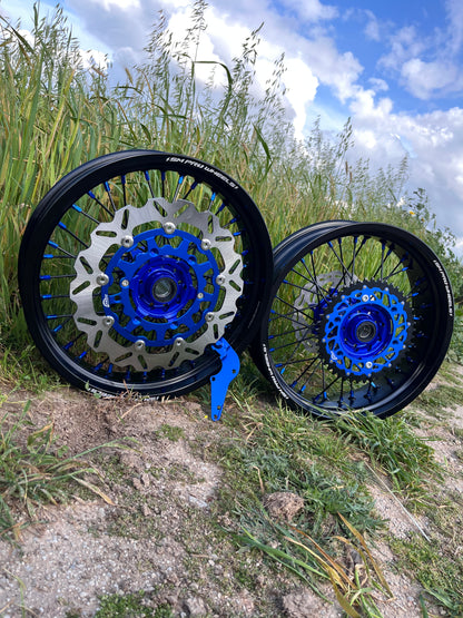 Llantas Supermotard bicolor azul/negro + accesorios